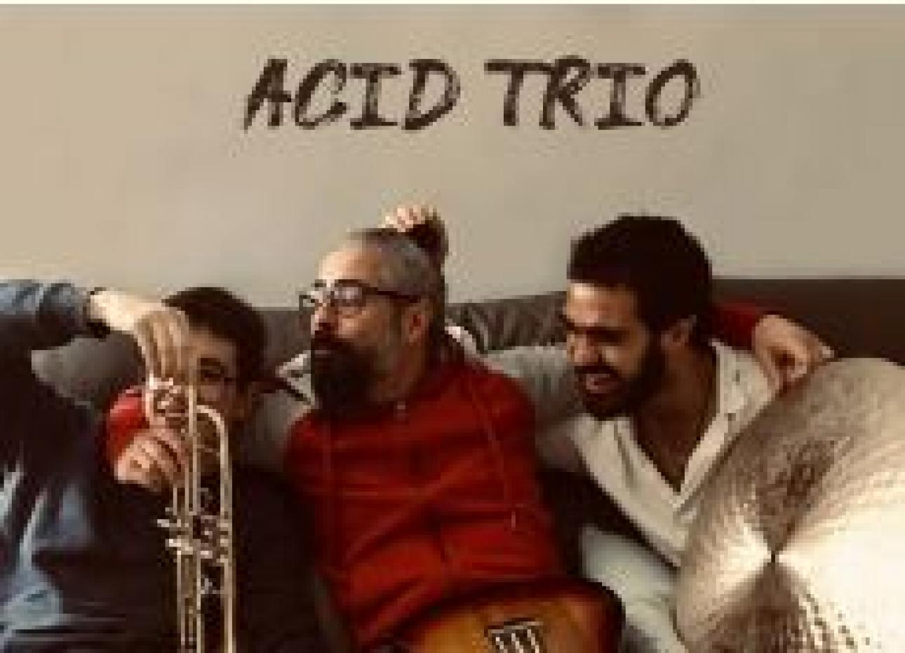 L'actuació d'ACID TRIO clou el Maig a l'Escola 2019 a l'Escola d'Art de la Diputació a Tortosa
