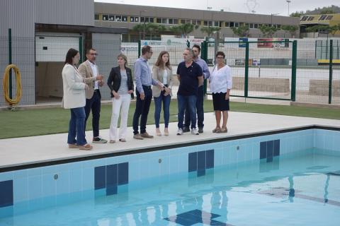 La Diputació ha invertit prop de 370.000 euros en la reforma i ampliació del pavelló poliesportiu i dels nous vestidors i en la rehabilitació del recinte i les instal·lacions de la piscina municipal