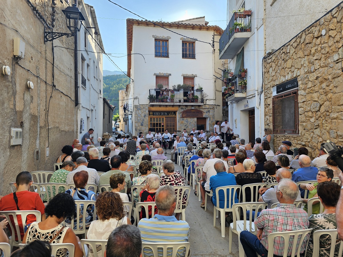 L'acte ha aplegat nombroses persones