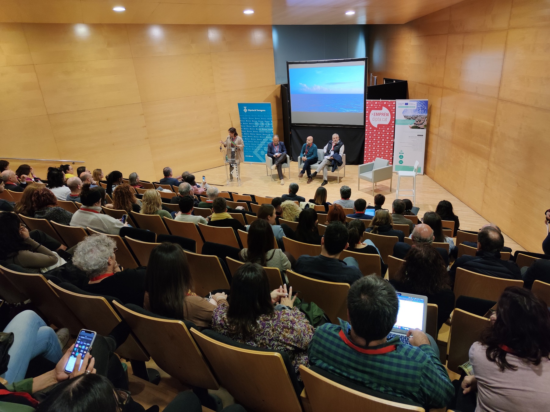 Una de les ponències