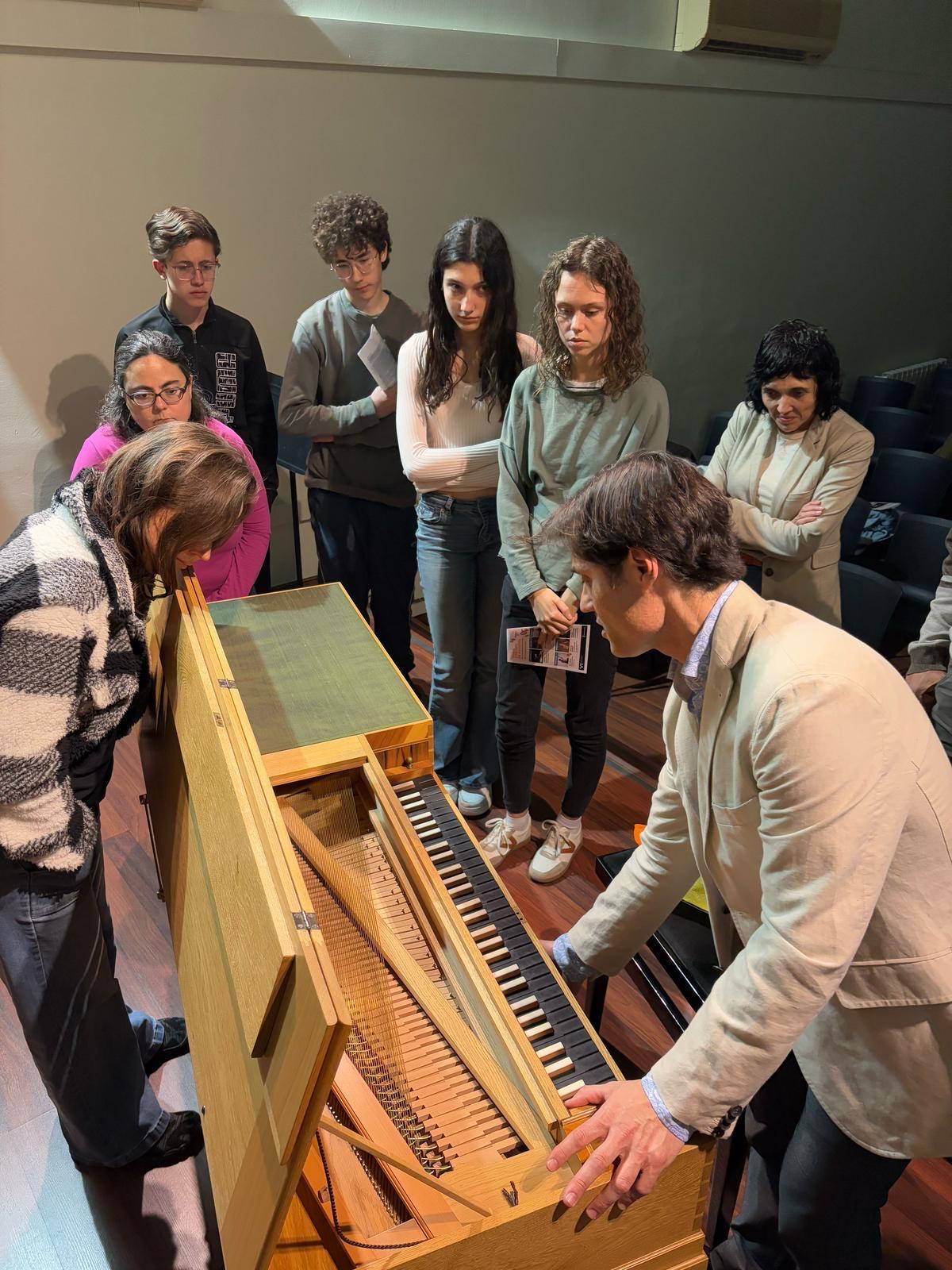 Aquesta proposta musical va dirigida a tots els públics