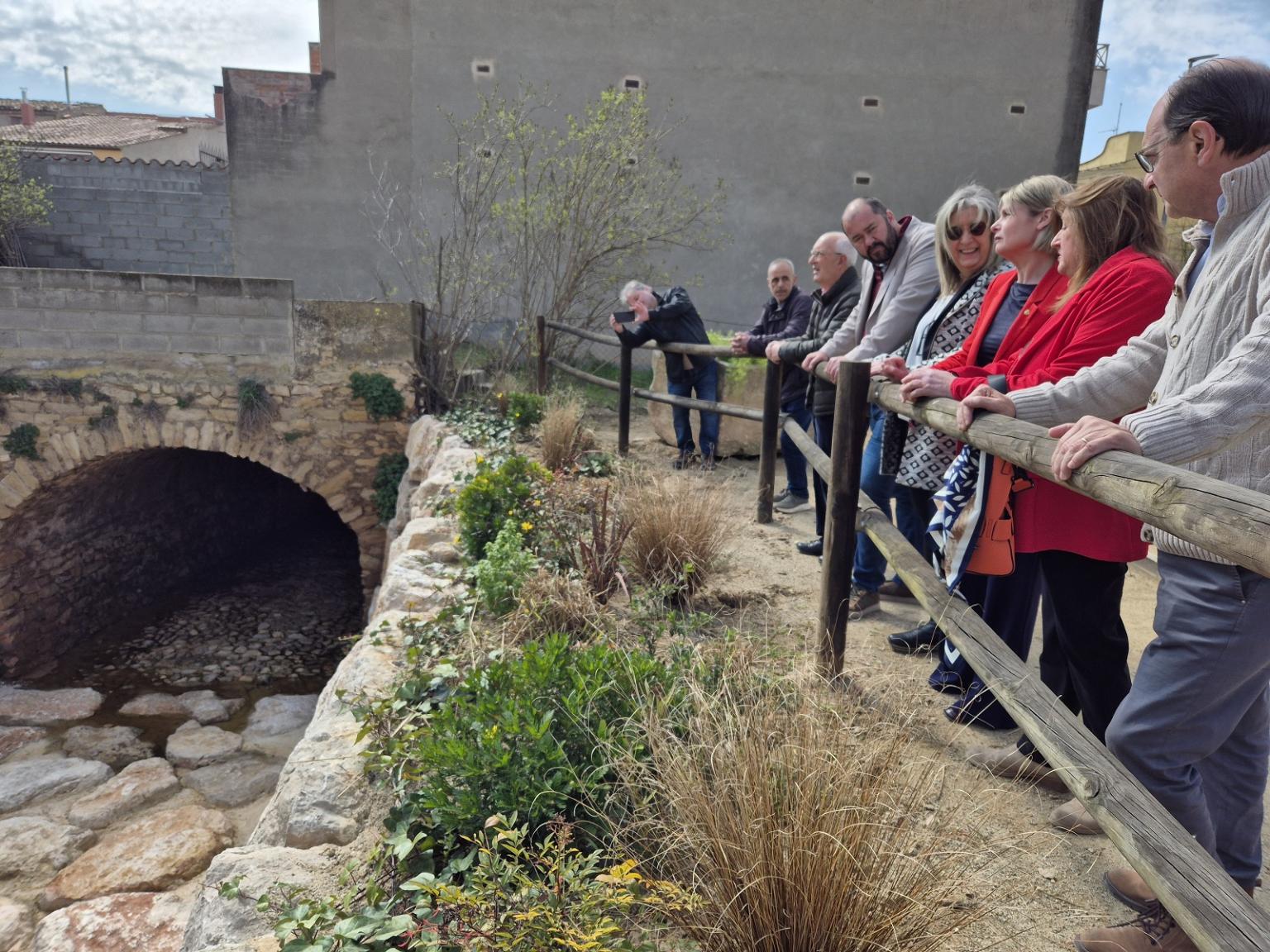 La millora ha permès estabilitzar els marges de la llera de la plaça d’Àngel Guimerà